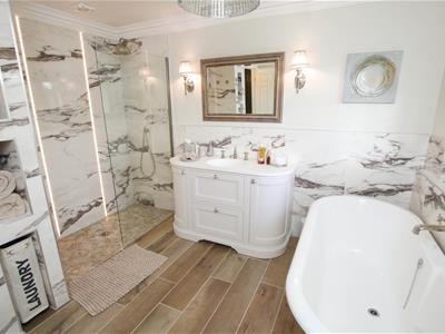 HOUSE BATHROOM